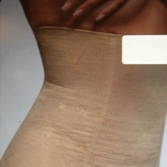 The support waist trainer in beige by bumpsuit - Picture 6 of 7